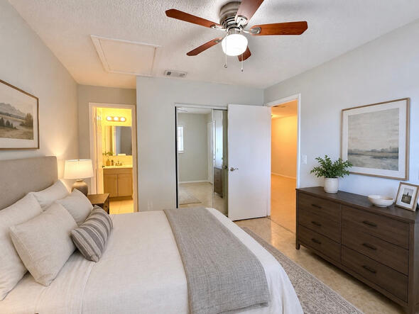 Bedroom (2BR) Bedroom (2BR)